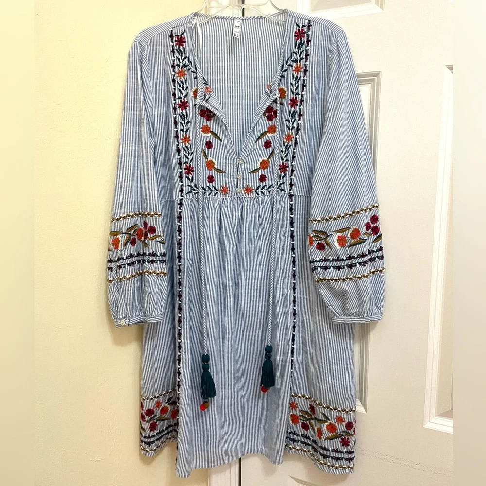 Zara blue and white stripped embroidered dress - Picture 2 of 6